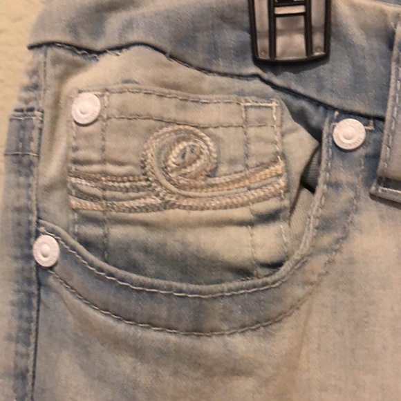 Seven7 jeans. Light denim wash. Size 14 slim boot. - Picture 5 of 5